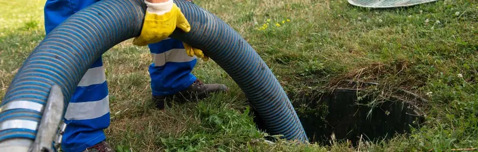 Septic Tank and Cesspit Emptying by WD Tanker Services